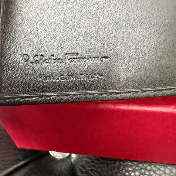 Salvatore Ferragamo Black Leather Long Wallet | Gancini | Authentic | RA COA - Picture 8 of 13